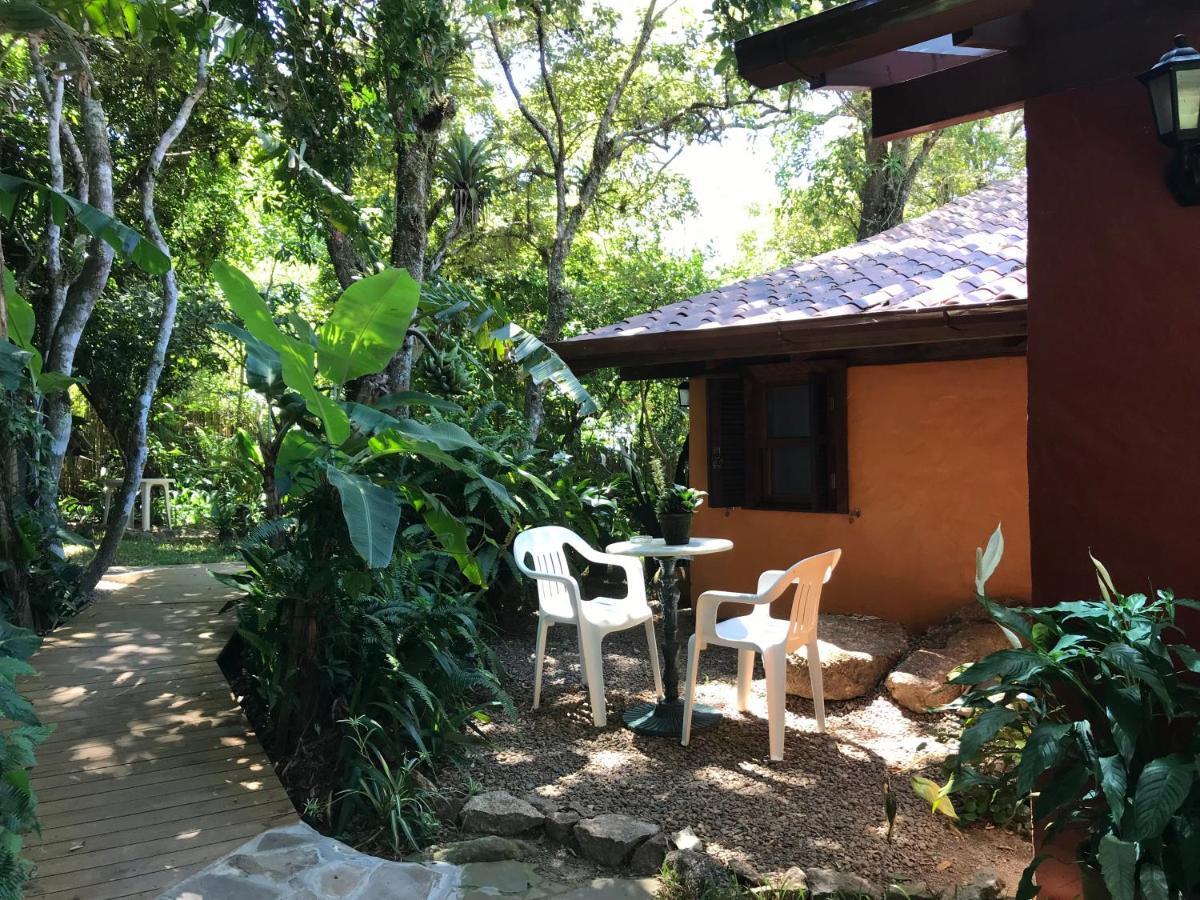 Regina Guest House Praia do Rosa Exterior photo